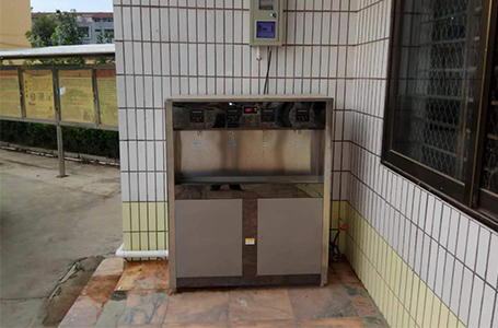 應(yīng)用場(chǎng)景-學(xué)校智能刷卡飲水機(jī)