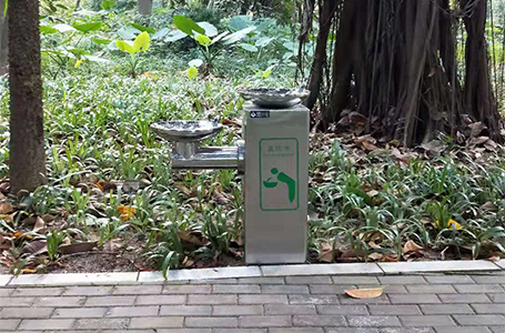 應用場景-戶外公共飲水臺步行街